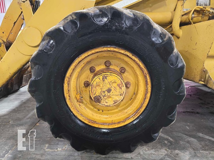 2001-caterpillar-420d-image-24