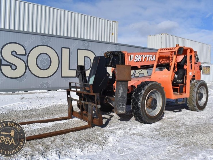 2017-sky-trak-10054-image-1