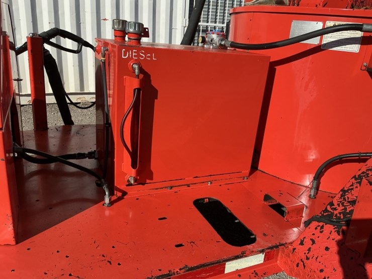 2018-crafco-ss250d-towable-crack-sealer-image-22