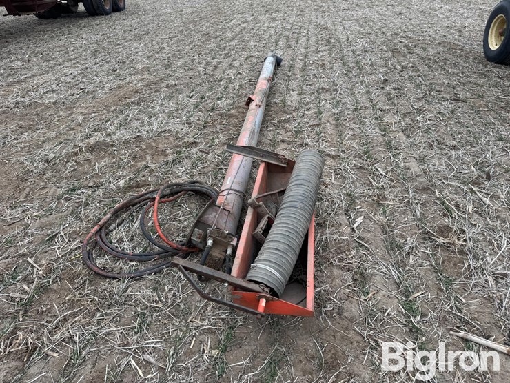gravity-wagon-seed-tender-auger-image-8