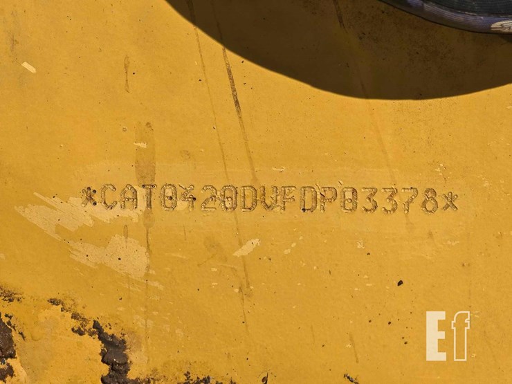 2001-caterpillar-420d-image-30