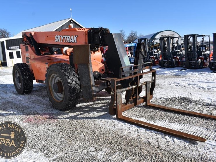 2017-sky-trak-10054-image-13