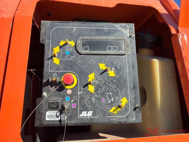 2015-jlg-600s-image-17