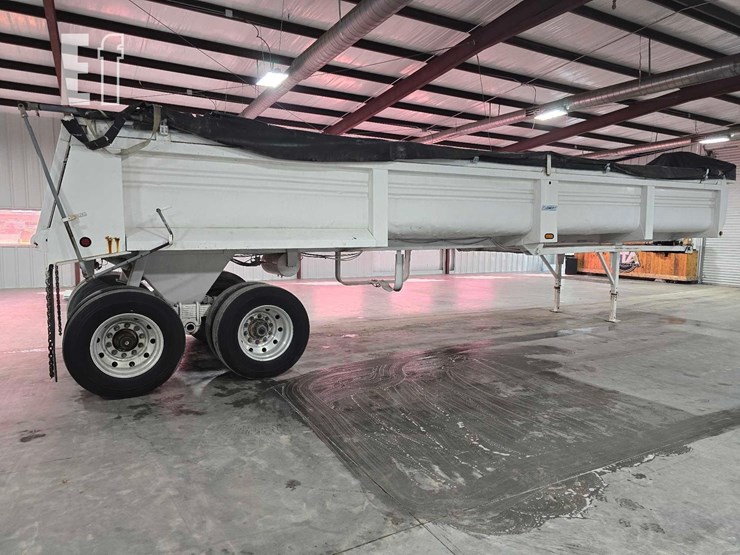 1996-clement-dump-trailer-image-3