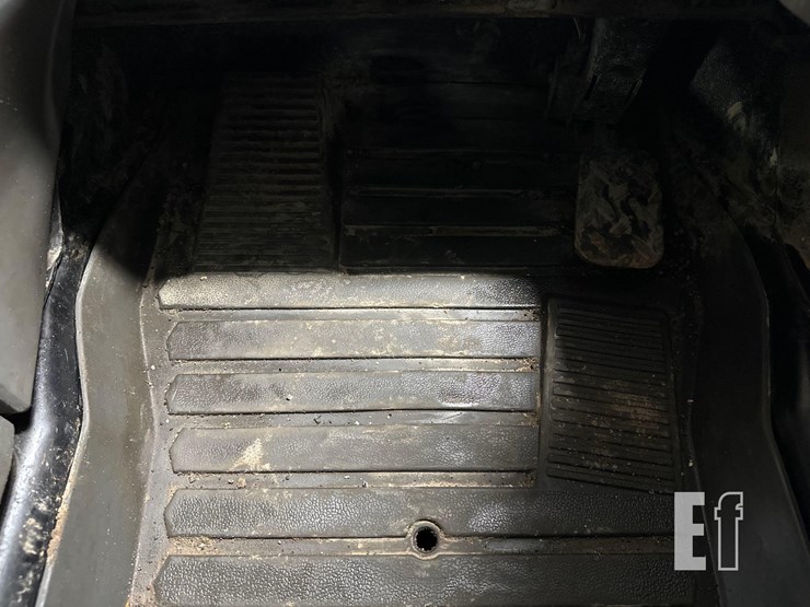 2019-caterpillar-299d2-xhp-image-16