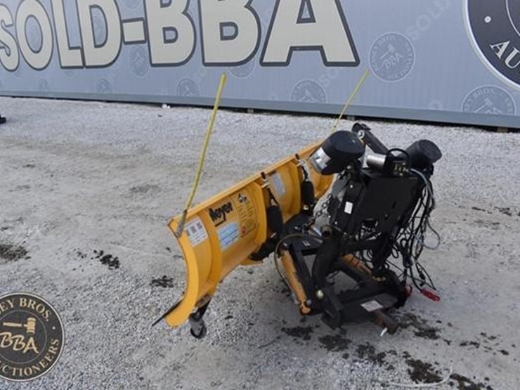 snow-plow-meyer-wingman-38911-image-3