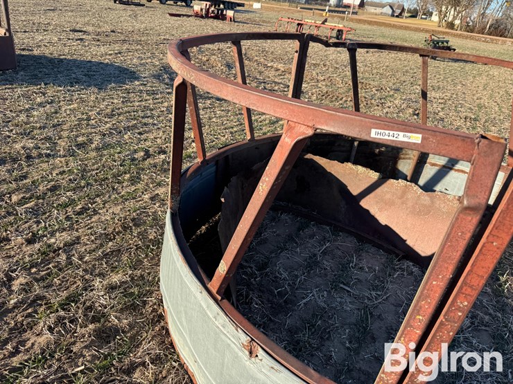 round-bale-feeder-image-12