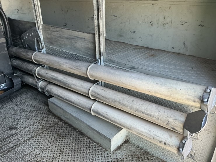 2014-international-7500-u/t-image-12