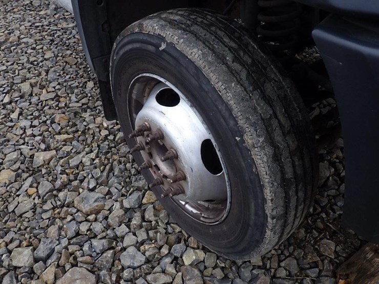 2006-ford-f450-image-15