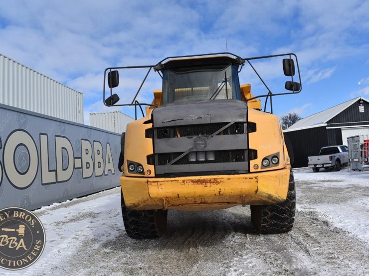 2012-volvo-a40f-image-13