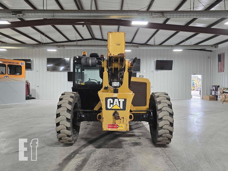 2015-caterpillar-tl642c-image-8
