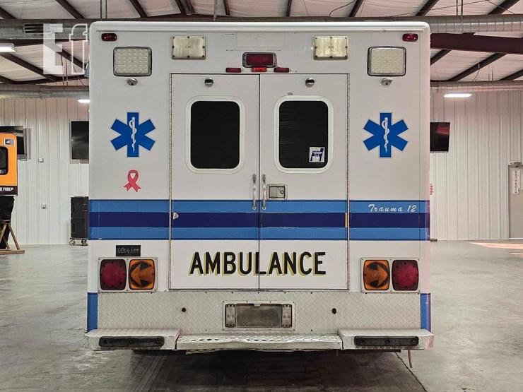 1996-ford-e350-image-8