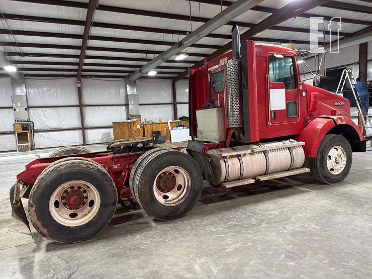 2006-kenworth-t800-image-4