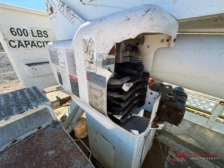 2008-international-7400-image-30