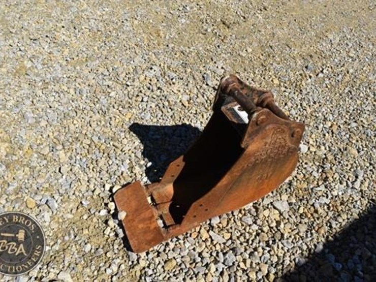 other-caterpillar-excavator-bucket-38937-image-2