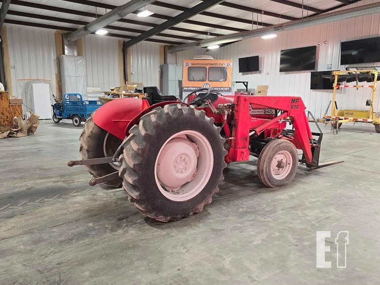 massey-ferguson-245-image-3