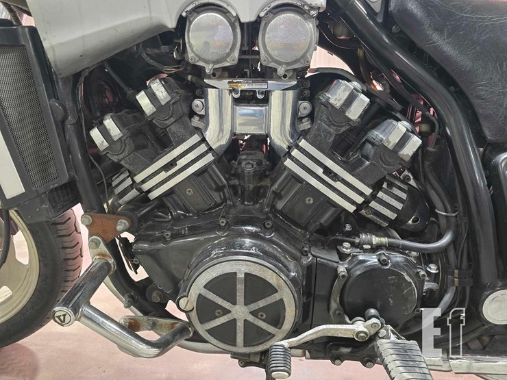 2001-yamaha-xt225-image-20