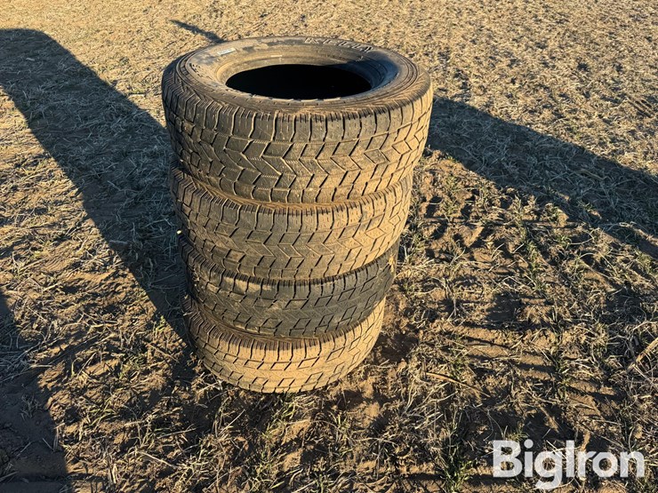 kelly-265/70r17-tires-image-1