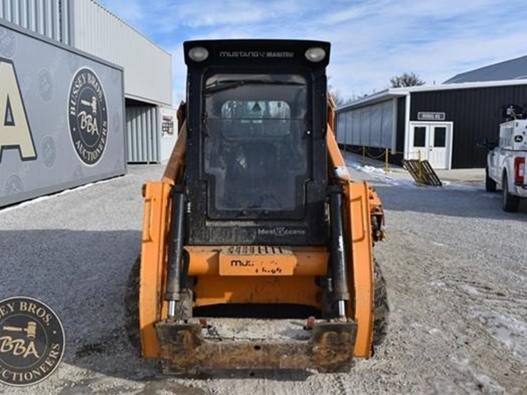 2020-mustang-2550rt-image-8