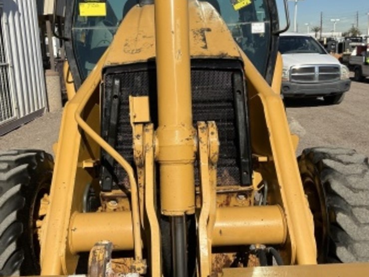 caterpillar-420d-image-21