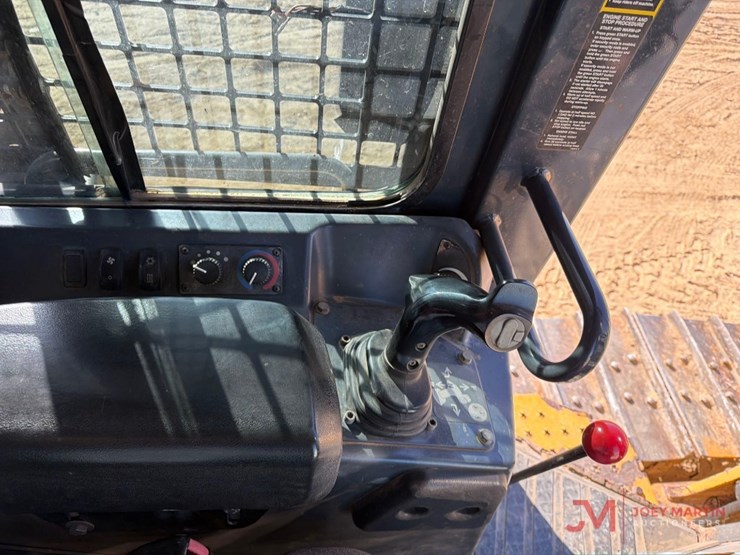 deere-700k-lgp-image-19