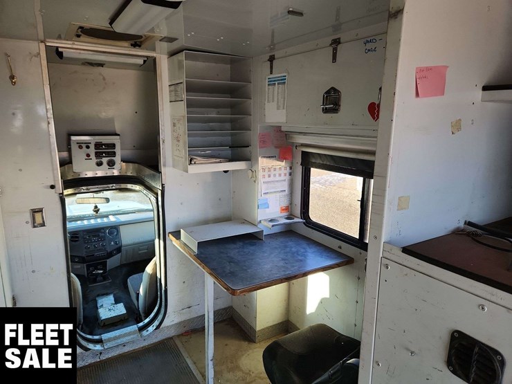 2008-ford-f550-image-44