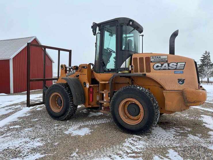 2014-case-521f-image-38