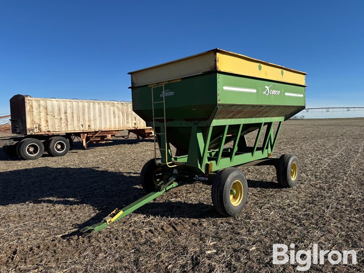 demco-gravity-wagon-image-1
