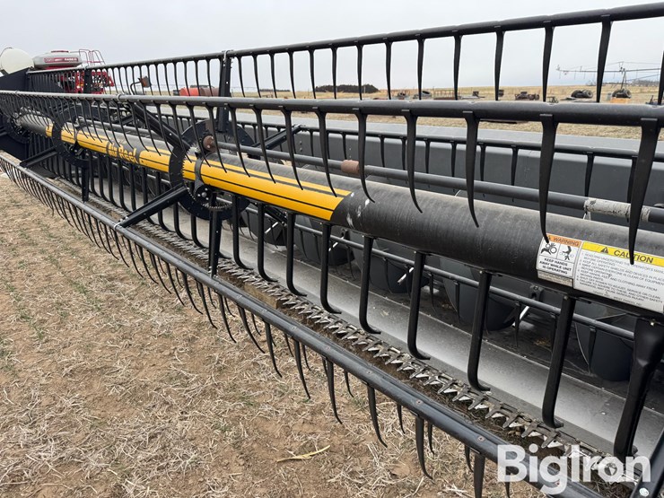 2011-agco-8200-image-15