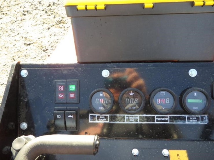 2025-sdlool-v1000-skid-steer-tracked-loader-image-29