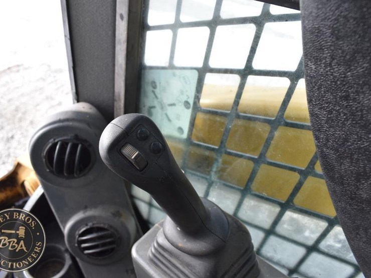 2019-caterpillar-299d3-xe-image-40