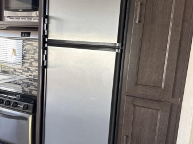 2019-forest-river-smt251ssxl-ca-toy-hauler-image-19