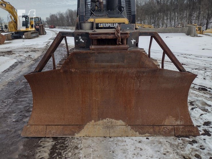 2005-caterpillar-d4g-xl-image-19