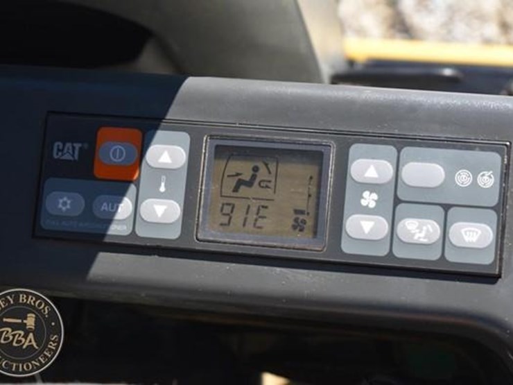 2018-caterpillar-311flrr-image-60