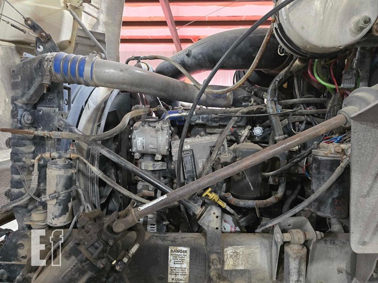 2006-mack-vision-cxn613-image-25