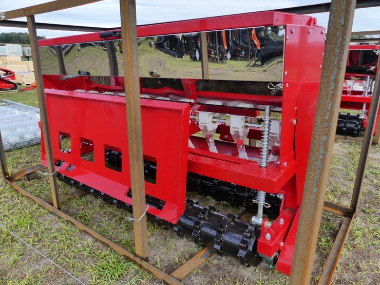 2025-agt-stsd10-72"-grain-drill-image-4