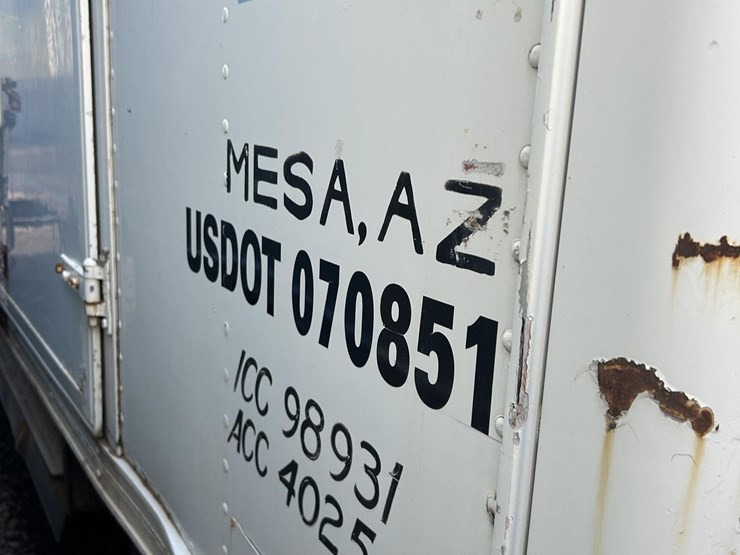 2015-volvo-f6-image-11