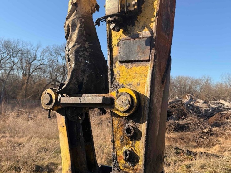 komatsu-pc240-lc-11-image-14