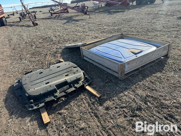 new-holland-t8020-image-3