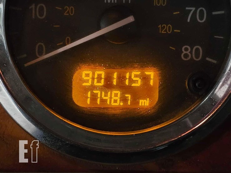 2008-peterbilt-386-image-13