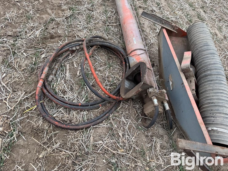 gravity-wagon-seed-tender-auger-image-9