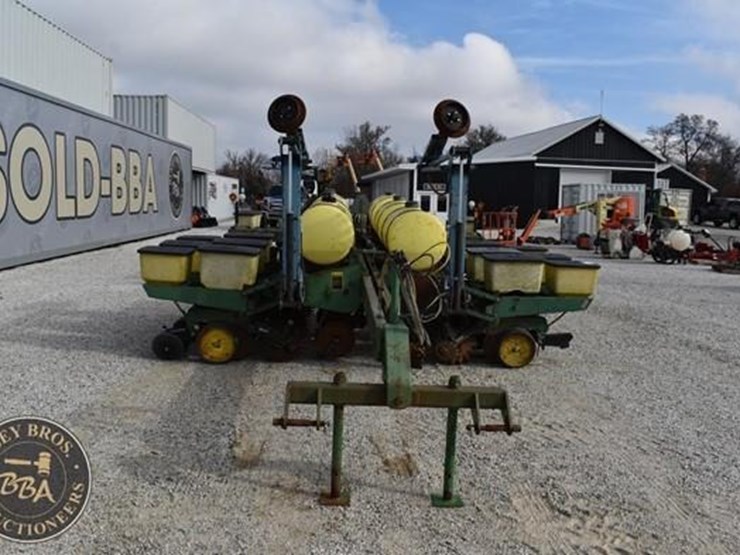 1984-john-deere-7000-image-11