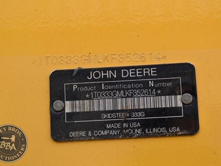 2019-deere-333g-image-38