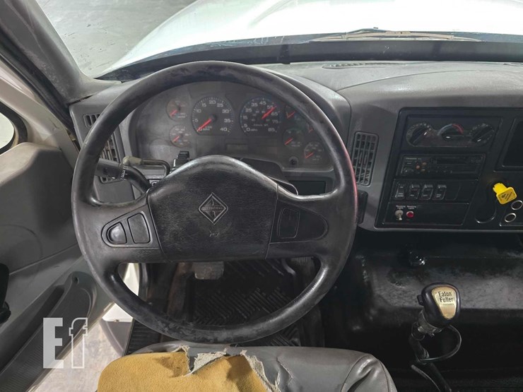 2007-international-7600-image-20