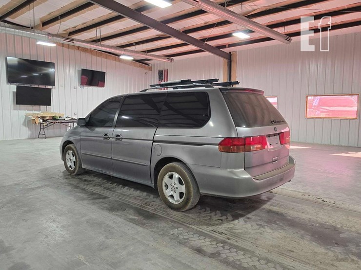 1999-honda-odyssey-image-4