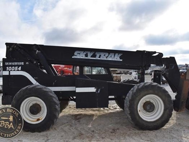 sky-trak-10054-image-10