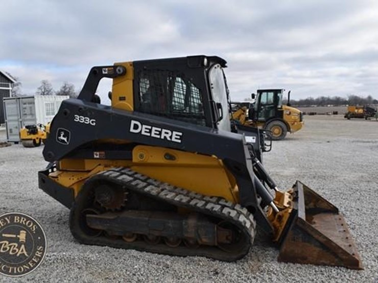2019-deere-333g-image-16