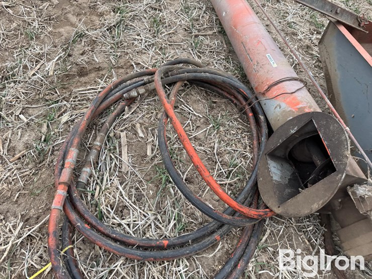 gravity-wagon-seed-tender-auger-image-10