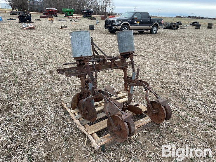 antique-planter-image-7