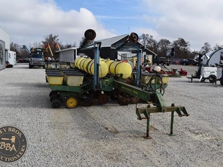 1984-john-deere-7000-image-10